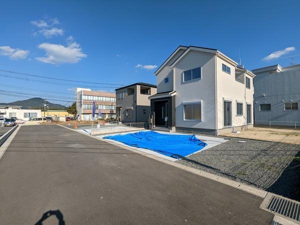 熊本市中央区帯山第十五(前面道路含む現地写真)