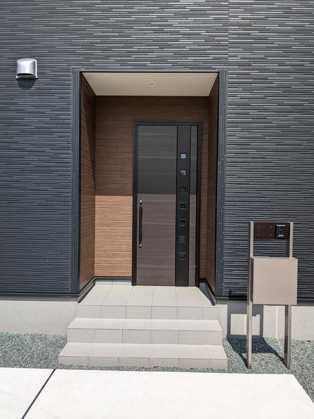 熊本市中央区帯山第十五(玄関)