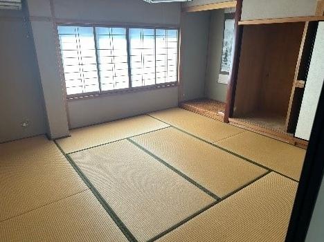 大田市大田町　中古住宅兼1階店舗