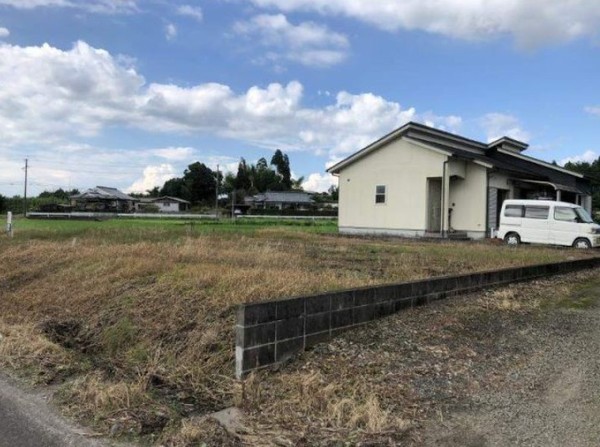 北諸県郡三股町大字長田の土地