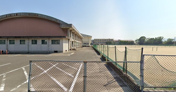 都城市金田町の土地(都城市立沖水中学校)