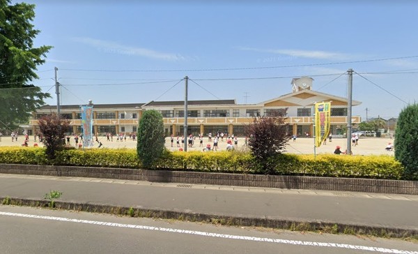 都城市志比田町の土地(都城市立西小学校)