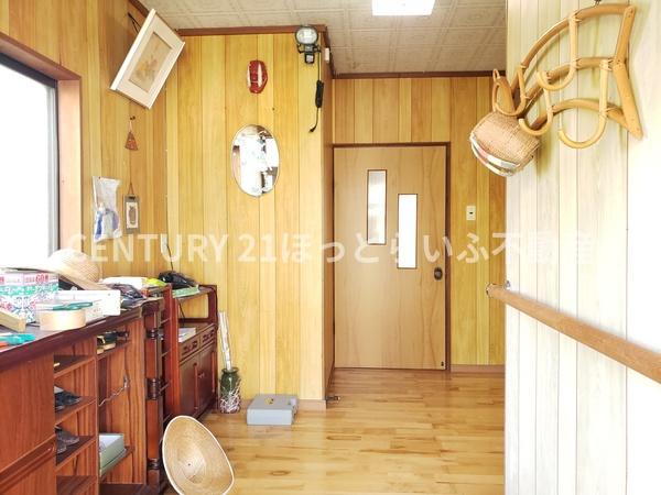 安久町に広い敷地と広々間取りの中古住宅登場