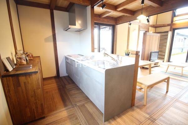 都城市姫城町の中古一戸建て