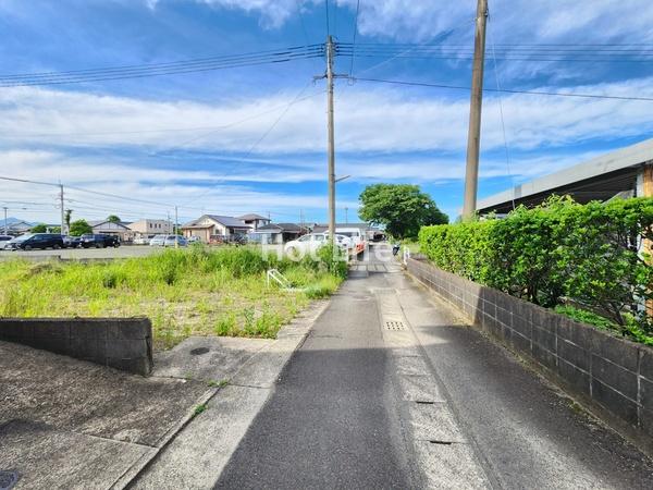 南鷹尾町111坪売地
