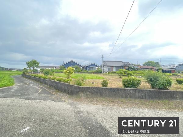 南道路で134坪の売地です