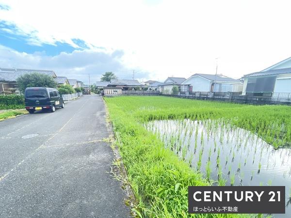 西道路　99.65坪　三股小学校区の売地です