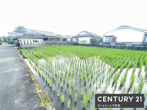 西道路　105坪　接道19ｍの利用しやすい土地