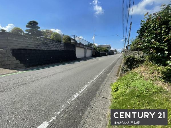 乙房町のまとまった土地が売りに出ました。