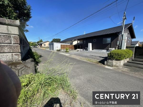 南道路の土地で設計がしやすい土地です