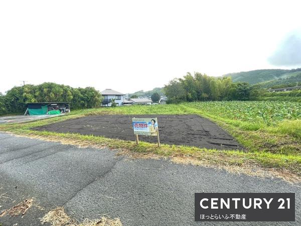 三股町の広々とした売地です