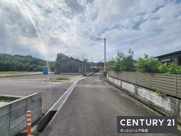 緑豊かで静かな住宅地で南向きの新築住宅