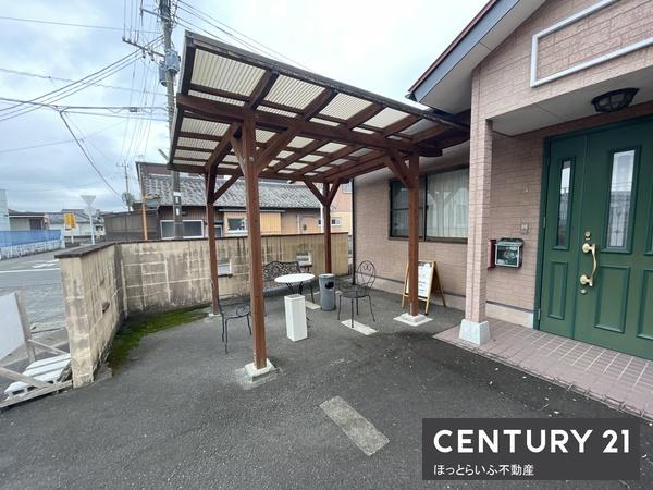 飲食店　テイクアウト店などの事業もよさそうですね