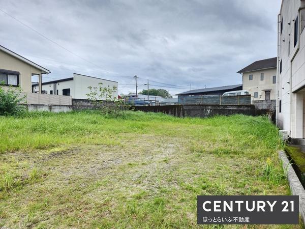 周辺環境も充実しており、これからの生活にぴったりの土地
