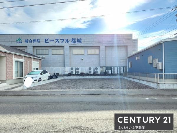平坦地で前道も広いため出入りがしやすい土地です