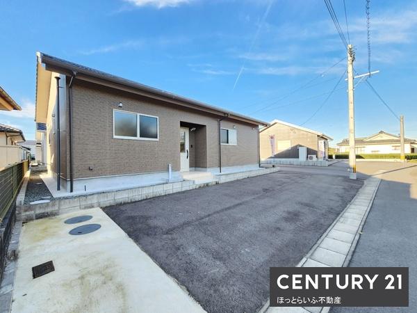 木材の息吹を感じる新築住宅が出ました