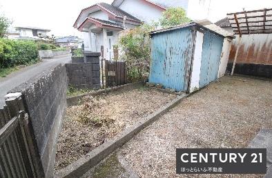 JR五十市駅から2分の場所に戸建て貸家物件でました