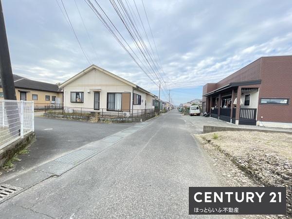 ■建築条件なしで自由設計可能！■北向きの公道