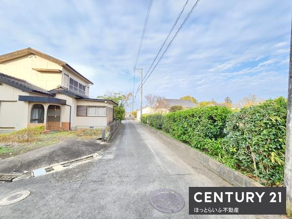 閑静な住宅地に広がる２００坪の土地です
