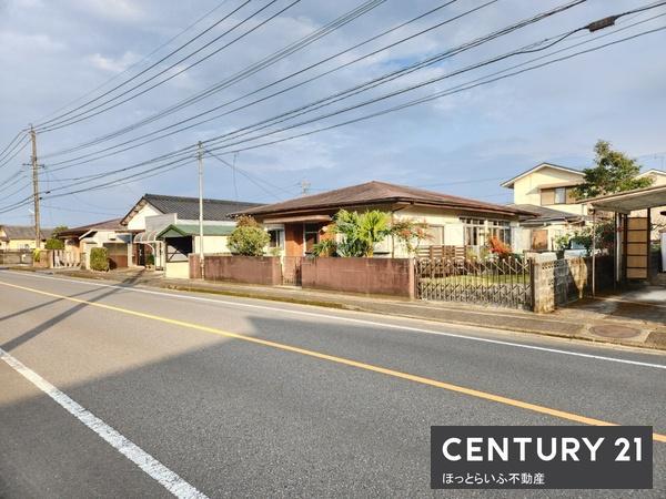 静かな環境で便利な立地にある建物です
