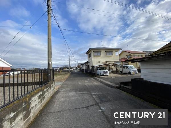 こちらの中古戸建は、2階建ての3LDKです。