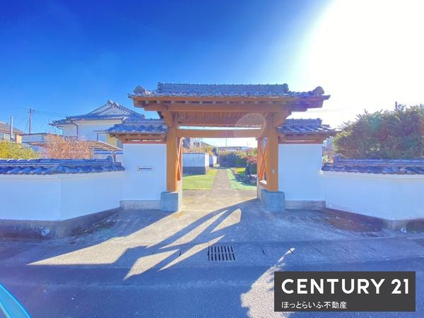 1階建ての中古戸建てで、4DKの間取りを有しています。