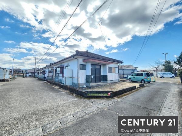 静かな環境の中に広がる売地