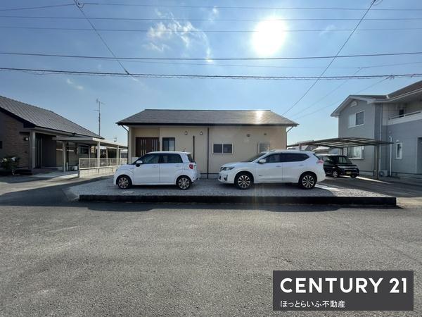 こちらの物件は、平成16年築の3DKの中古戸建です。