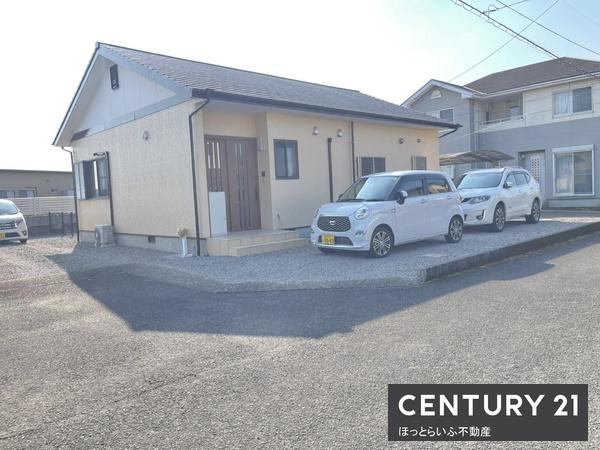 こちらの物件は、平成16年築の3DKの中古戸建です。