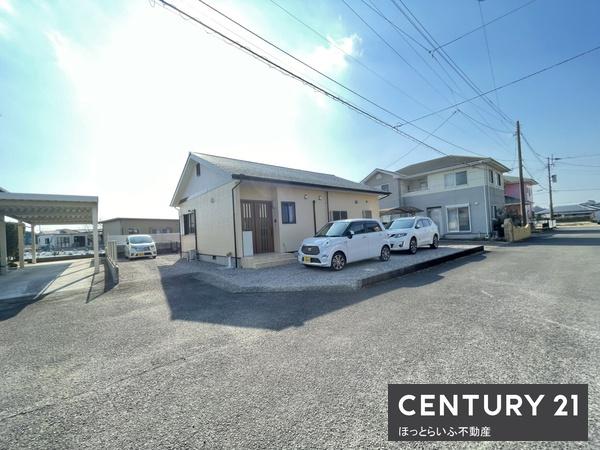 こちらの物件は、平成16年築の3DKの中古戸建です。