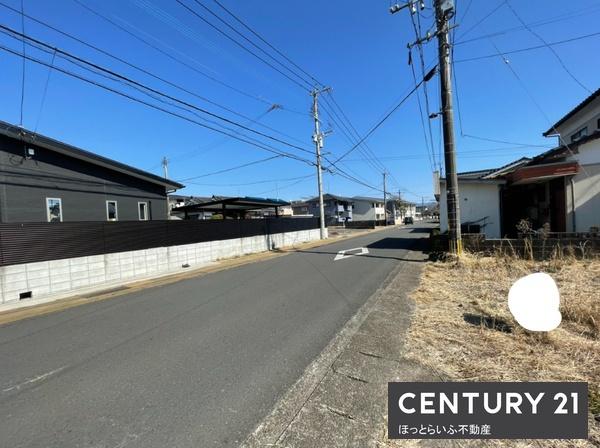 JR日豊本線五十市駅から徒歩わずか2分の売地です。