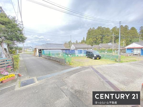 下長飯町一戸建て収益物件が出ました。