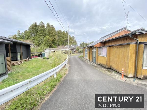 下長飯町一戸建て収益物件が出ました。