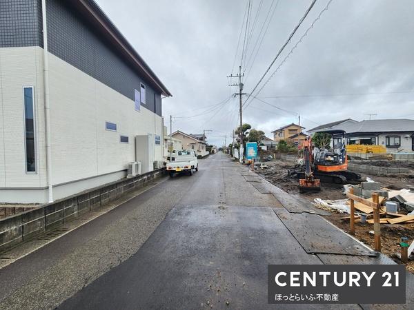 静かな住宅地に部屋数が多い新築ができます