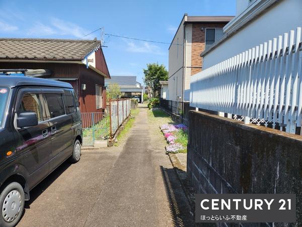 静かな住宅街で生活できる土地です