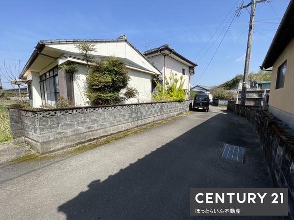 ■建築条件なしで自由設計可能！■広々35mの接面確保