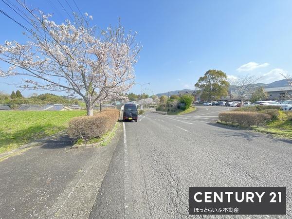 ■平坦地の売地です！■建築条件なしで自由設計可能！