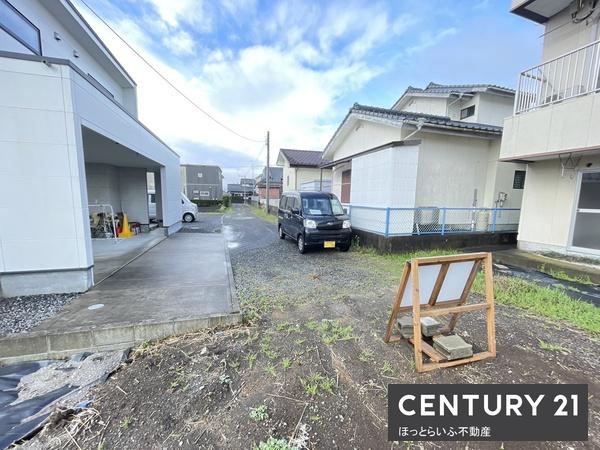 ゆったりとした空間を求める方にぴったりの土地です。