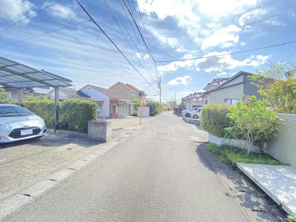 周囲の環境も穏やかで、生活しやすい地域です。