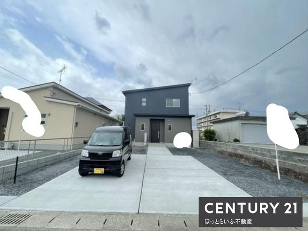 ■新築の2階建て5LDK♪■駐車3台以上可能で便利！