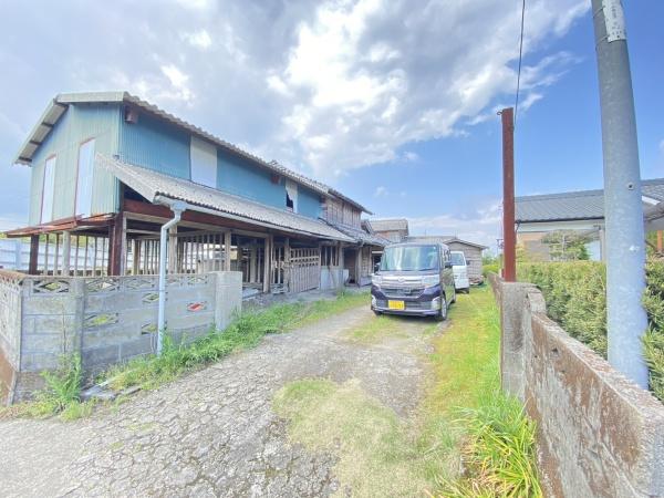 日豊本線五十市駅からは徒歩18分の距離にある土地です