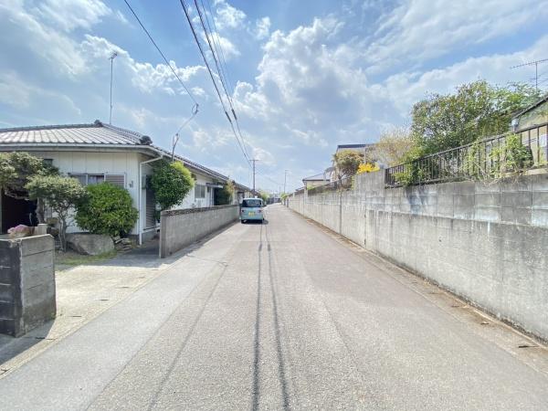 広々とした間取りが特徴でご家族での生活に適しています