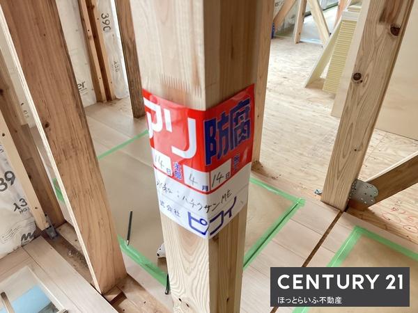 小学校近くに新築の広々平家物件が出ました