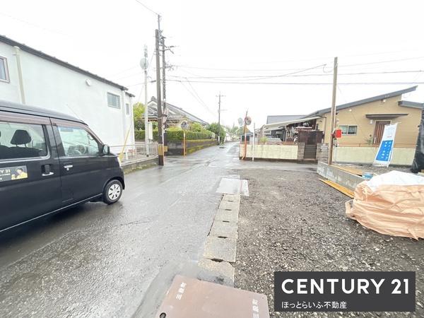 小学校近くに新築の広々平家物件が出ました