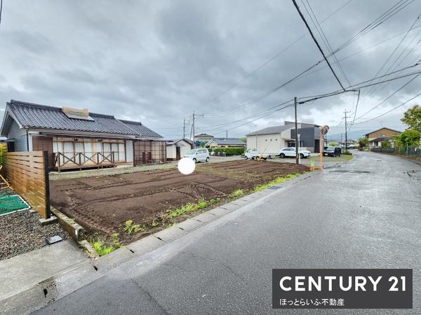 静かな場所にある55坪の土地です