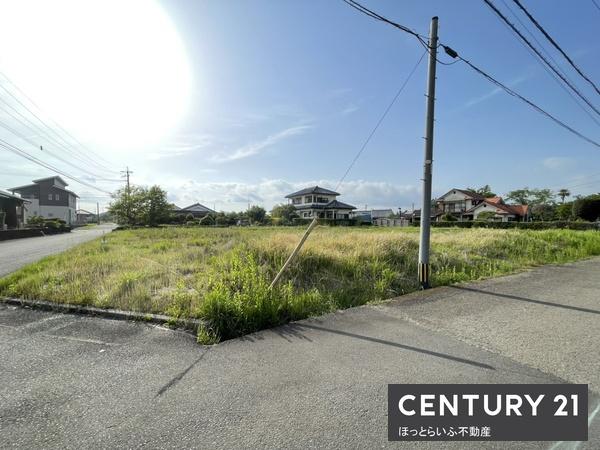 南側道路面で日当たり良好！のびのびとした生活空間を実現