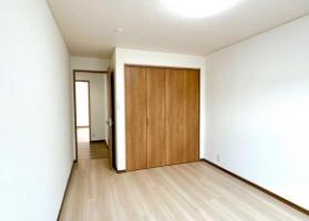 都城市花繰町の中古一戸建て
