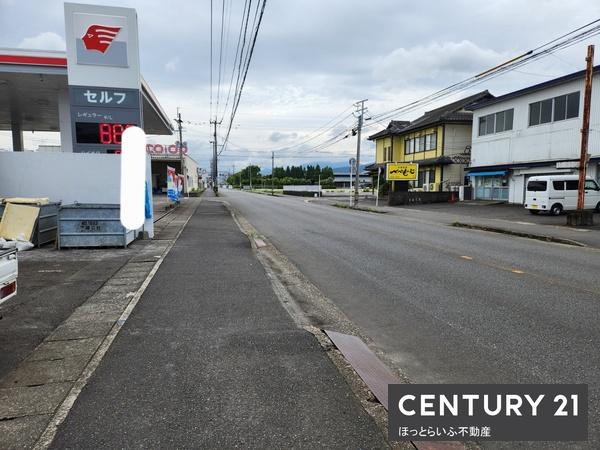 一階はフリースペース二階は住居の物件です