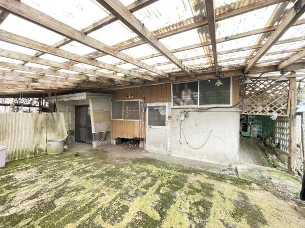 平坦地に立地　1階建て使い勝手良好