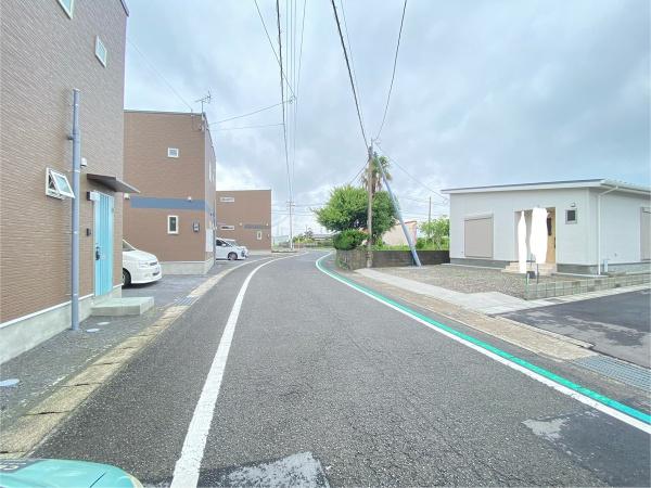 平屋建てでシンプルな間取りの建売物件です